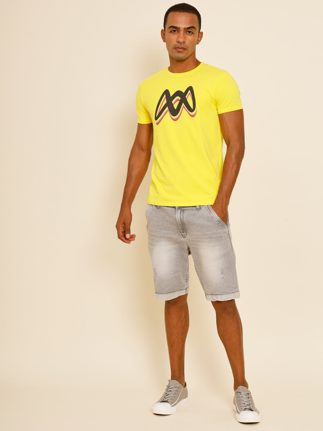 Muwin Yellow Printed T-shirt