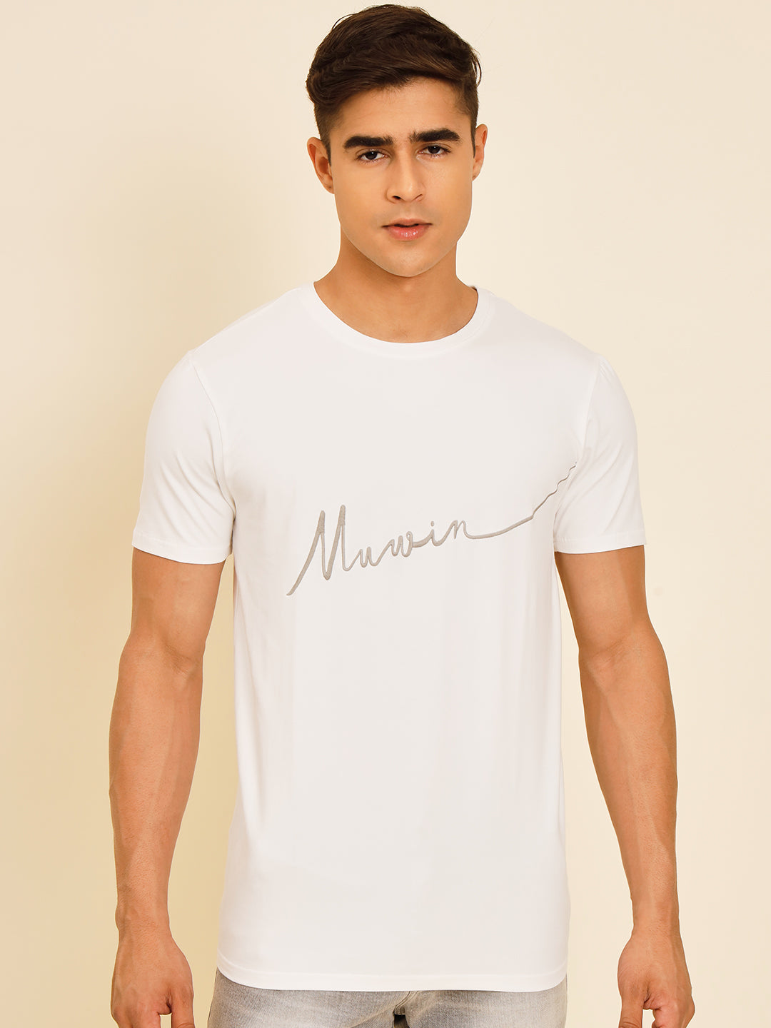 Muwin White Embroidered T-shirts